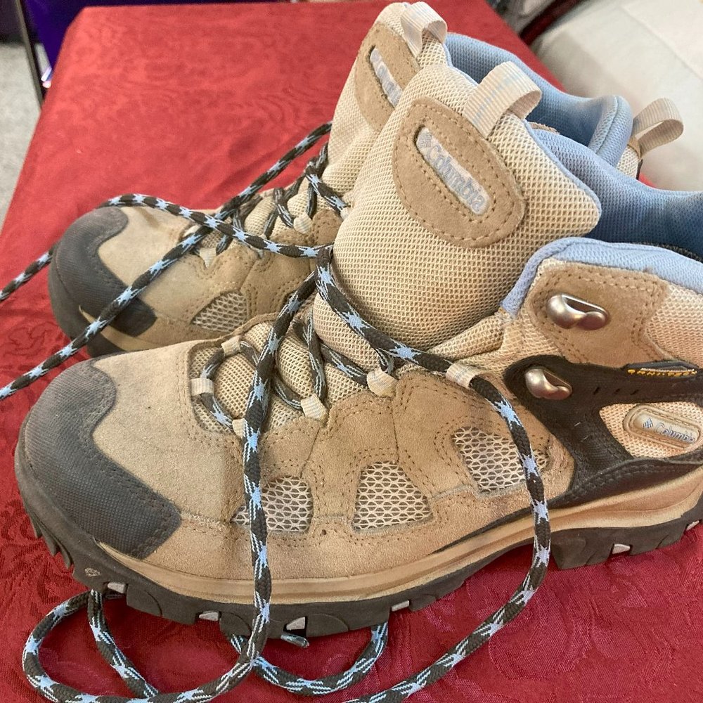 Columbia Boots